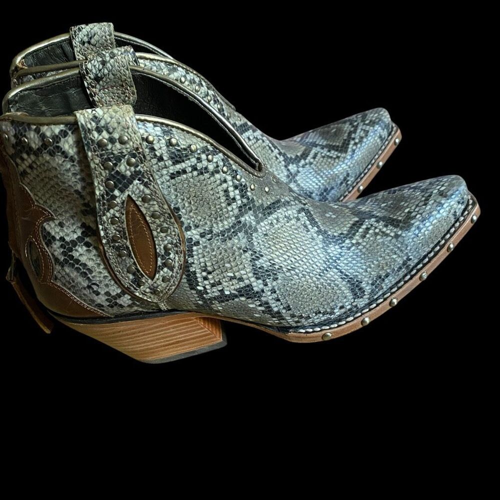Ariat Greeley Western Booties 9B Natural Snake Studded Cowboy Ankle Boots